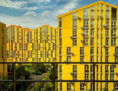 Квартири та котеджі